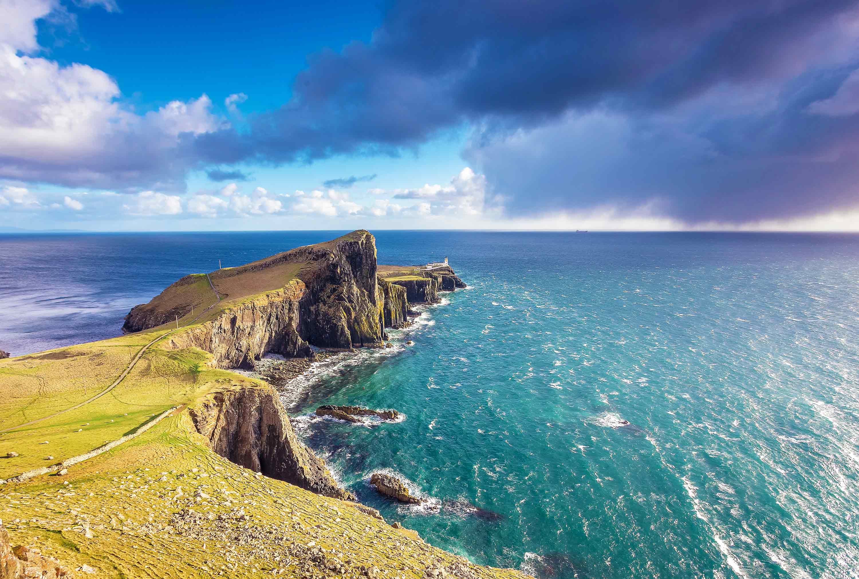 Visit the Isle of Skye and Neist Point Lighthouse with stunning sea views